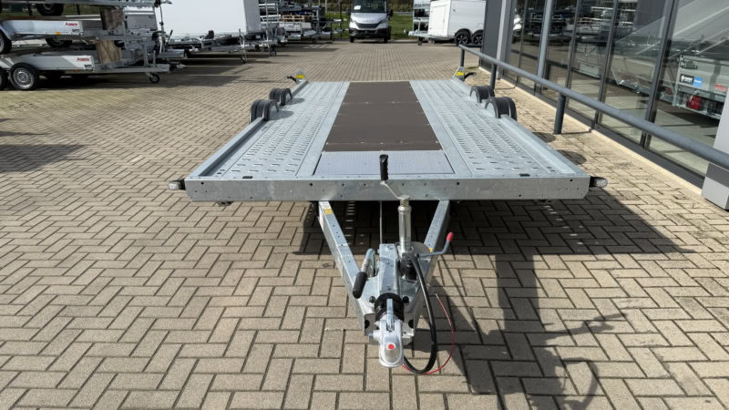 Brian James A Transporter - Afbeelding 3